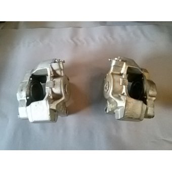 RNA023rev Gereviseerde remklauw links 8,4"