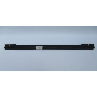 PLW346A Instaplijst onder achterdeuren Van/Estate