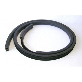 RUB015A rubber in deur links 